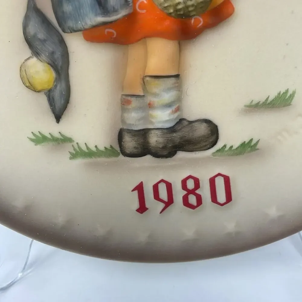 Vintage Hummel 